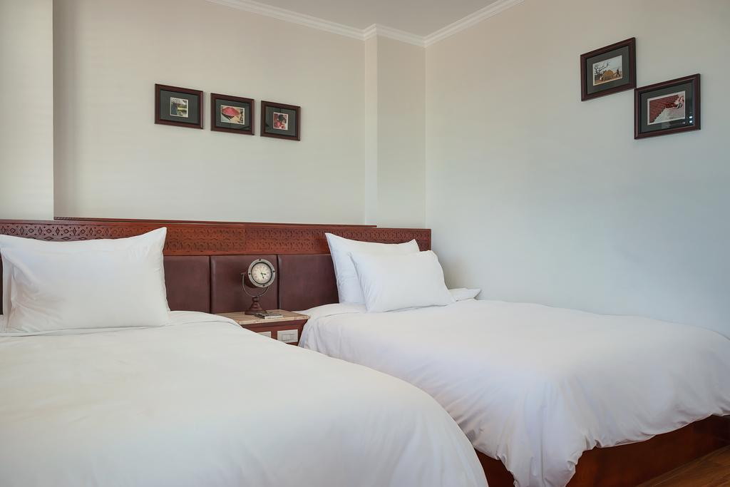 Hanoi E Central Luxury Hotel & Restaurant Buitenkant foto