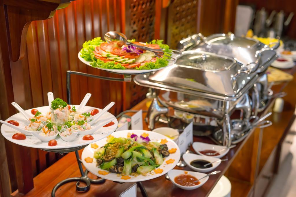 Hanoi E Central Luxury Hotel & Restaurant Buitenkant foto