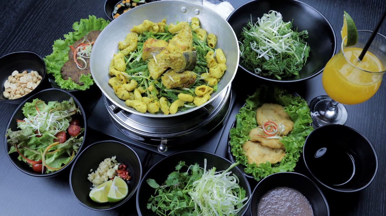 Hanoi E Central Luxury Hotel & Restaurant Buitenkant foto