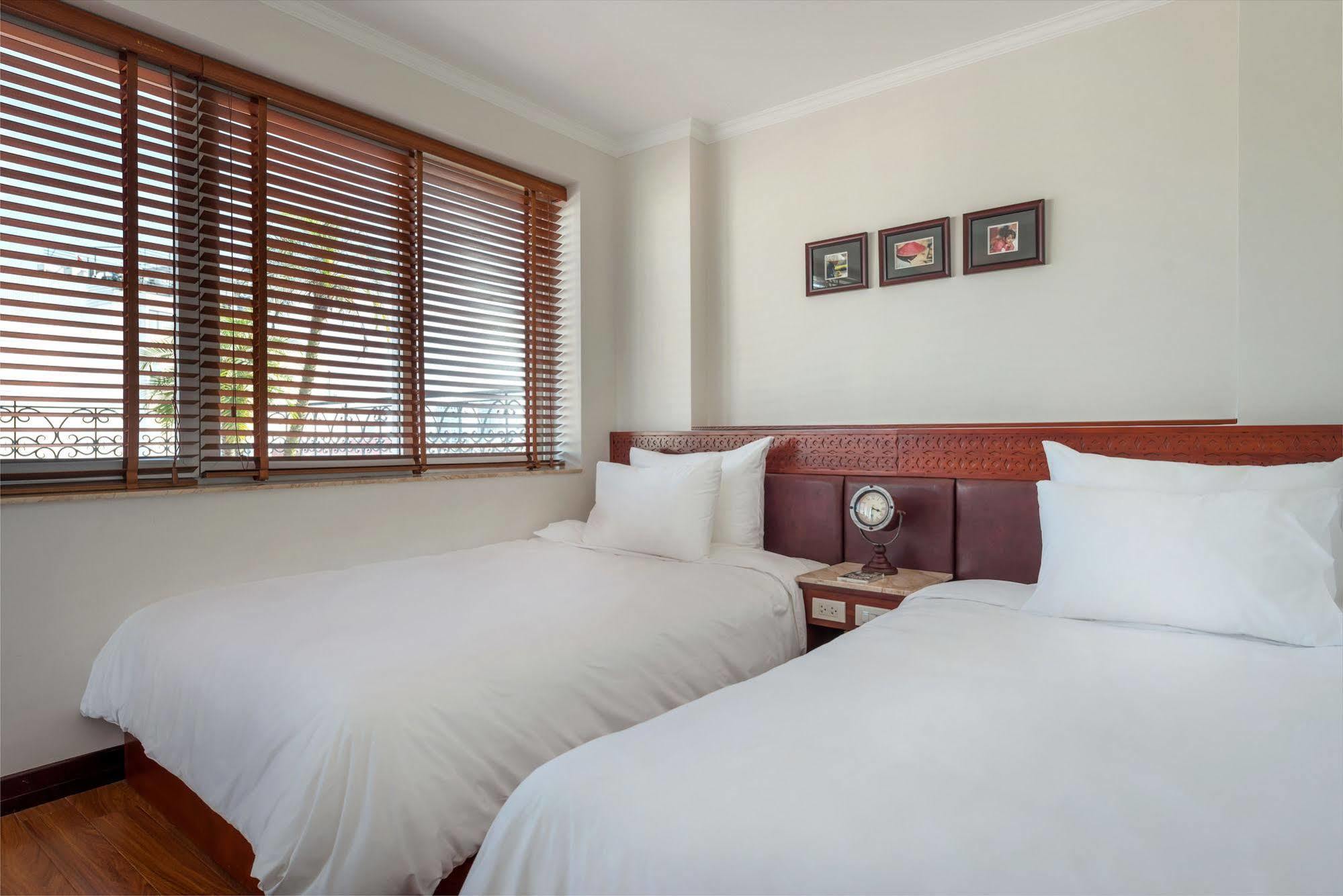 Hanoi E Central Luxury Hotel & Restaurant Buitenkant foto