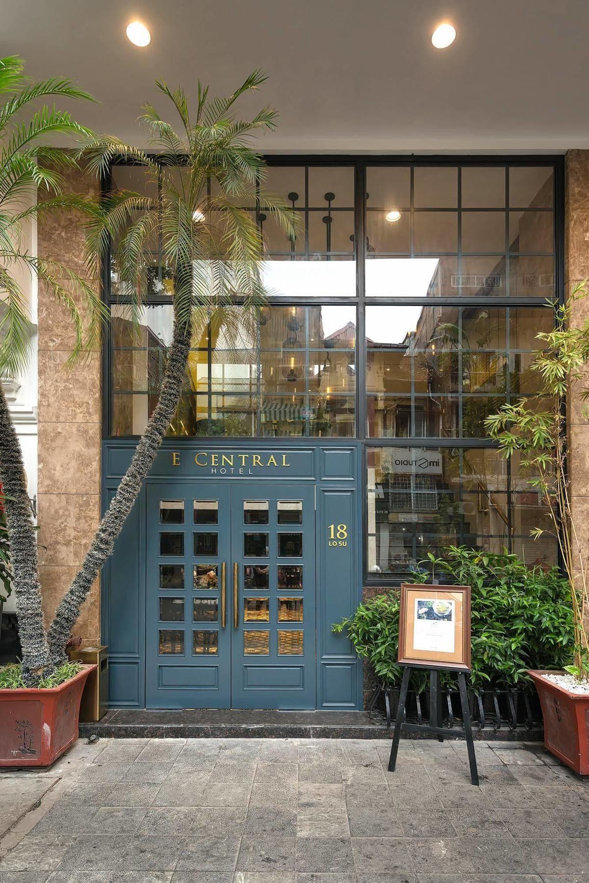 Hanoi E Central Luxury Hotel & Restaurant Buitenkant foto