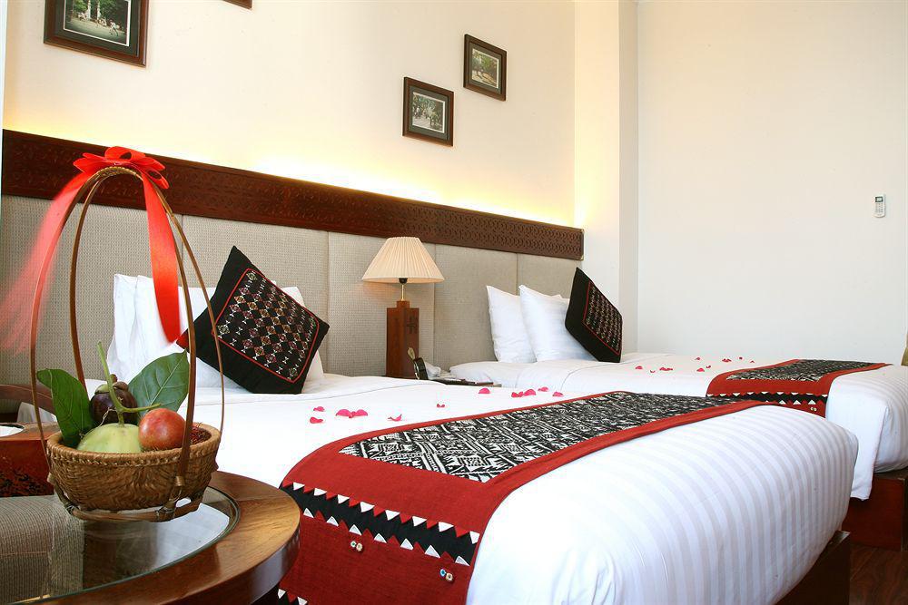 Hanoi E Central Luxury Hotel & Restaurant Buitenkant foto