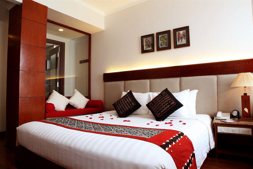 Hanoi E Central Luxury Hotel & Restaurant Buitenkant foto